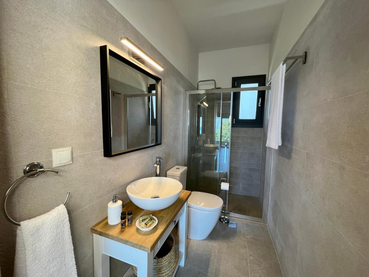 Petra Residences In Lindos Bagian luar foto